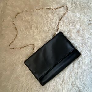 Clutch bag, removable gold chain strap